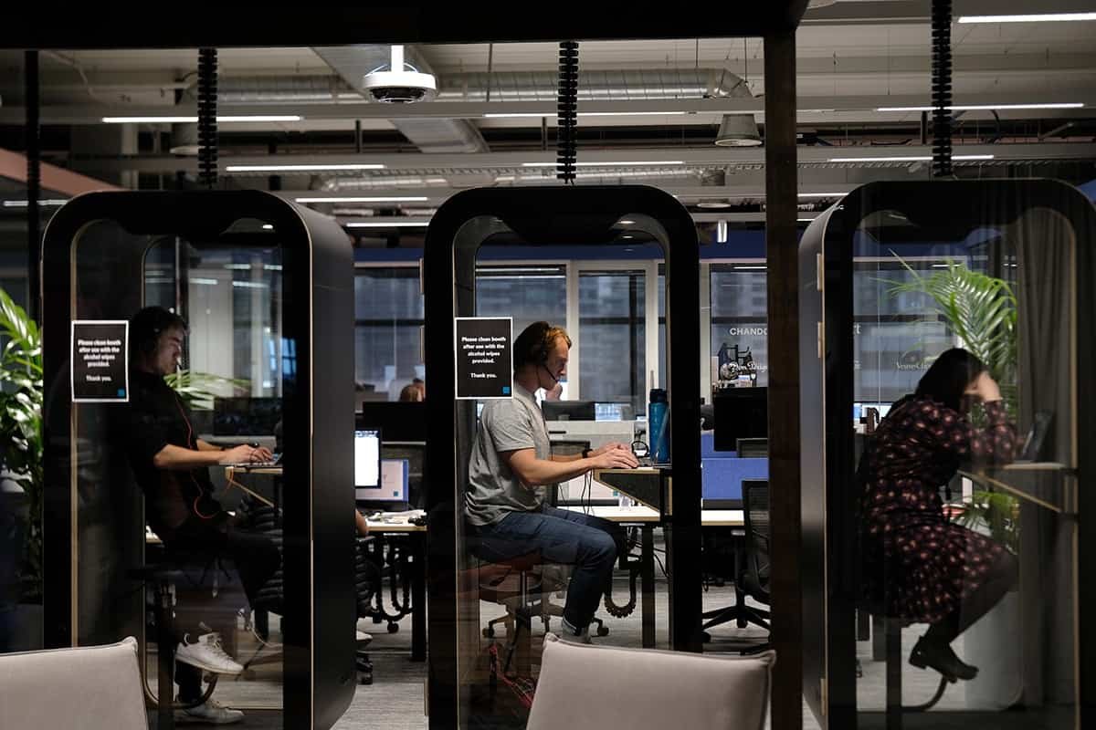 Creative Cubes 3 Phone Booths